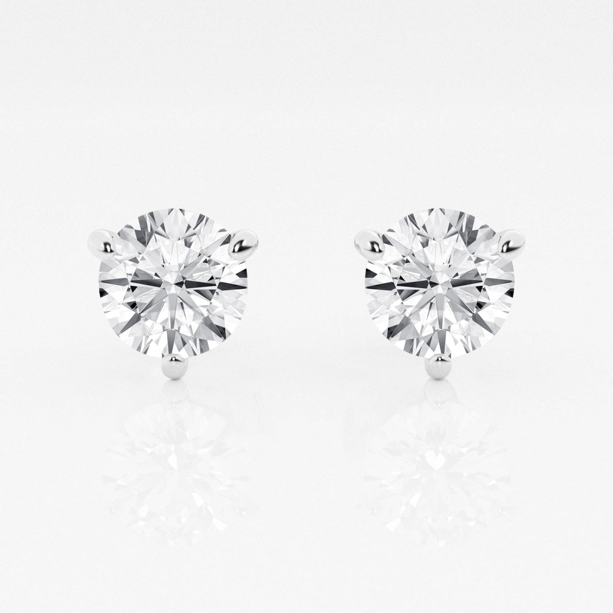 Amelia - Radiant Three-Prong Style Earrings