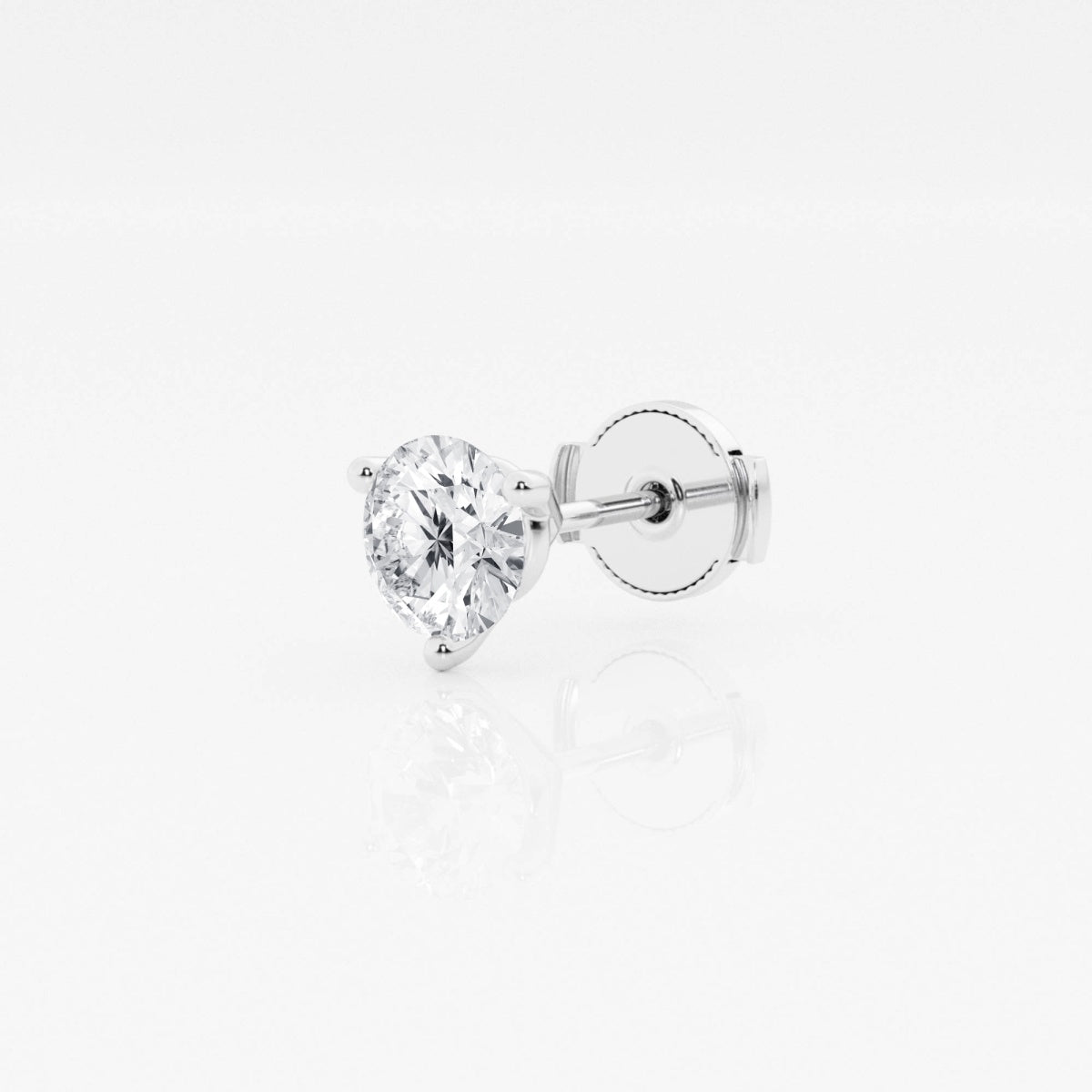 Lara - Radiant Three-Prong Style Earrings