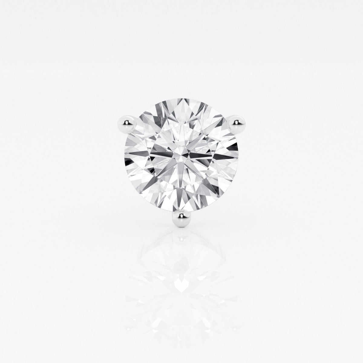 Lara - Radiant Three-Prong Style Earrings