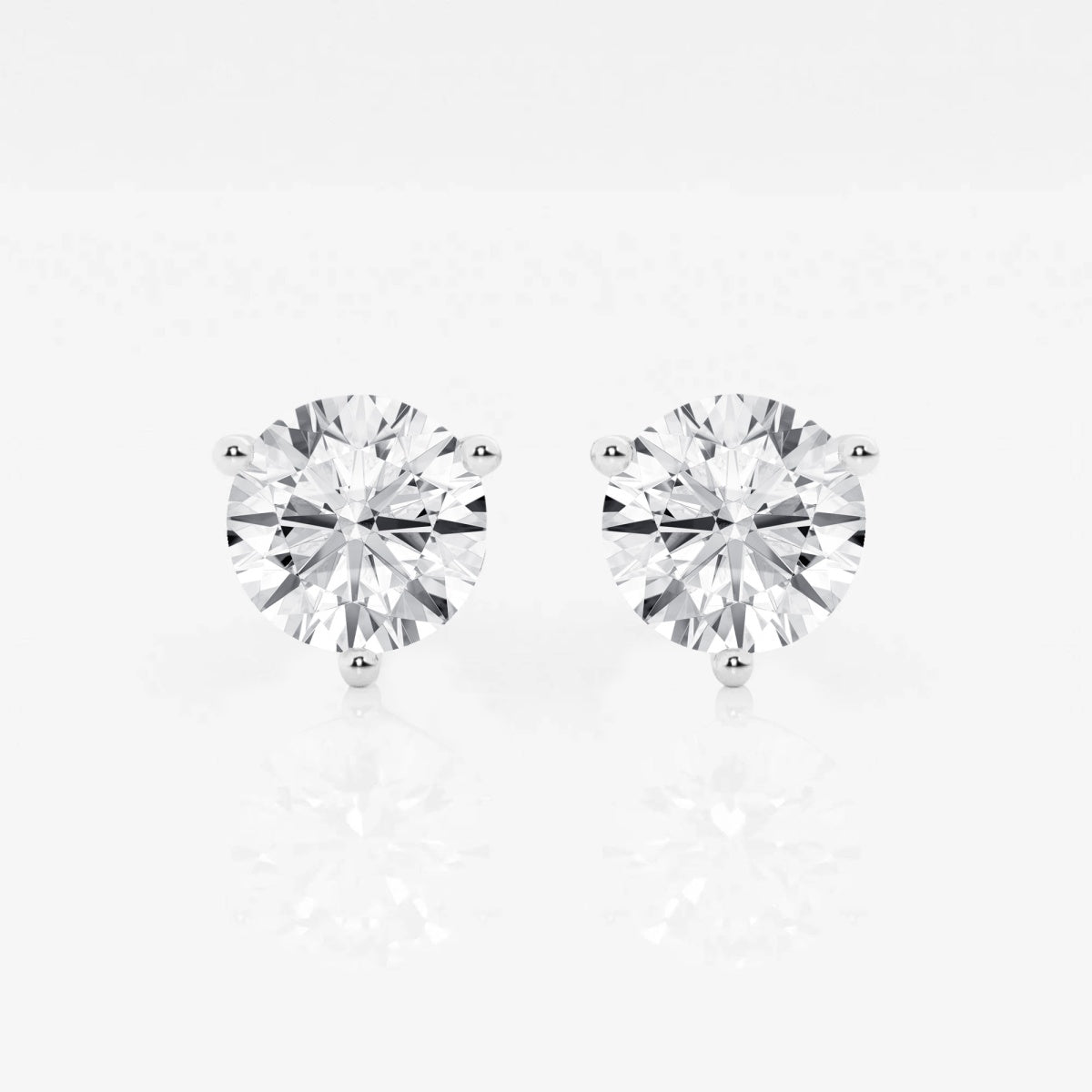 Amelia - Radiant Three-Prong Style Earrings