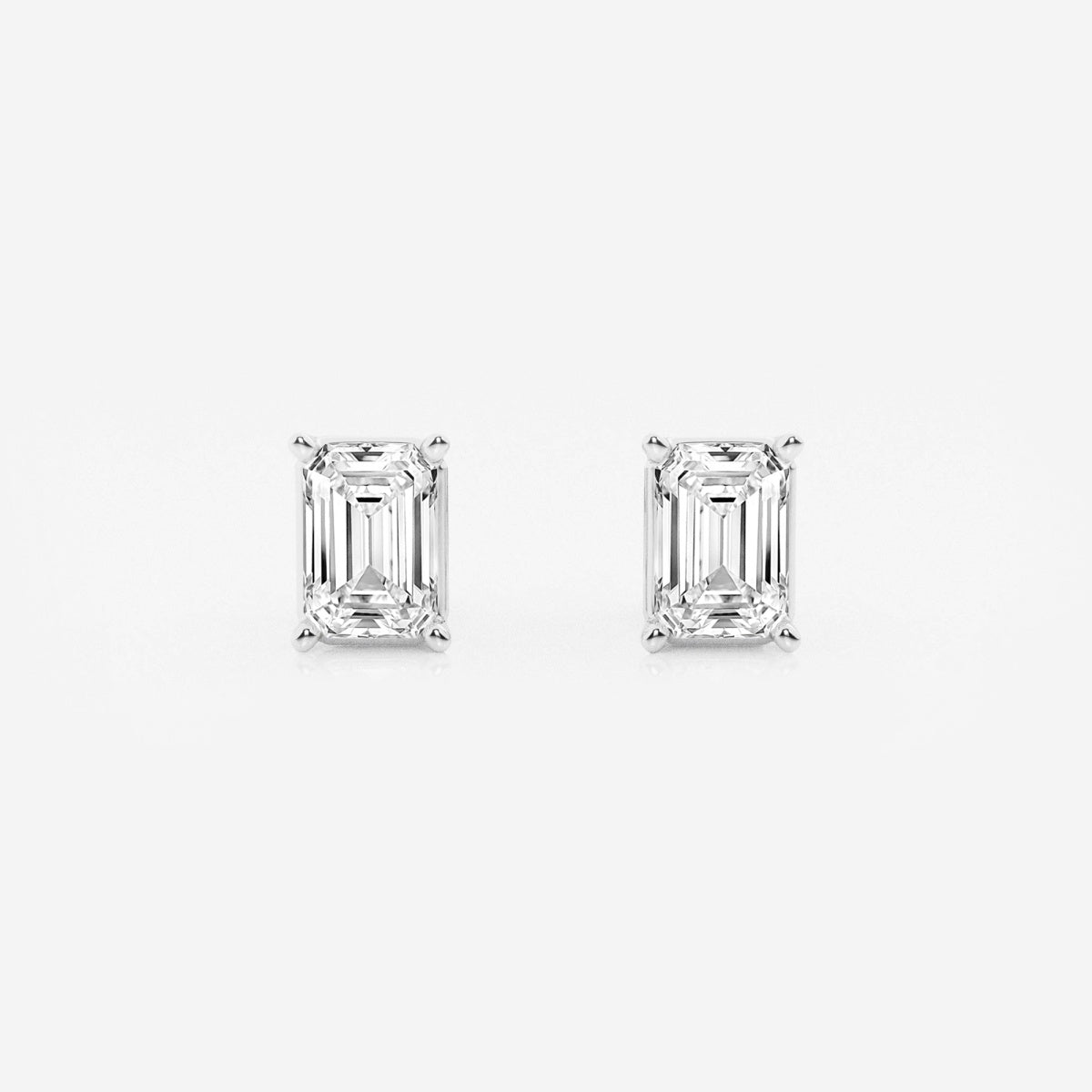 Aria - Elegant Solitaire Style Earrings