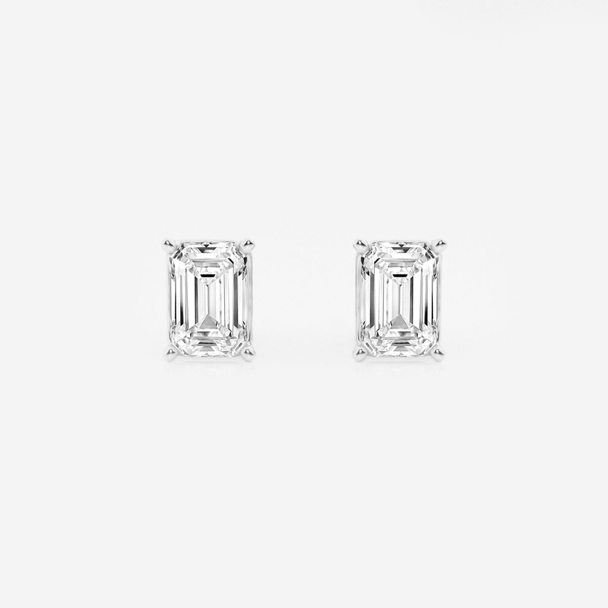 Aria - Elegant Solitaire Style Earrings