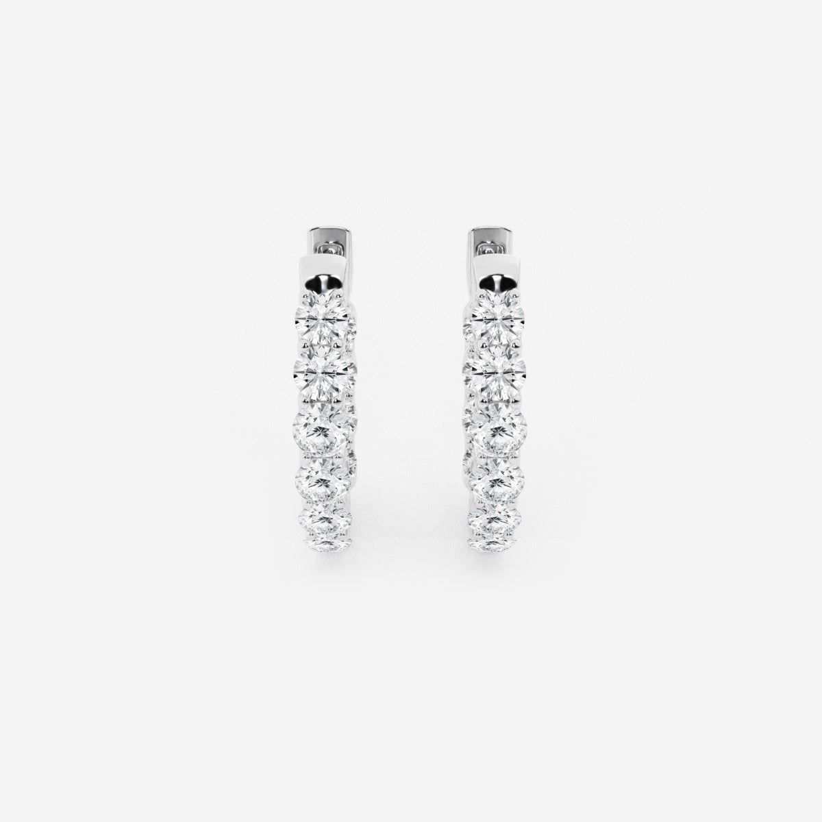 Clara - Timeless Oval Design Earrings