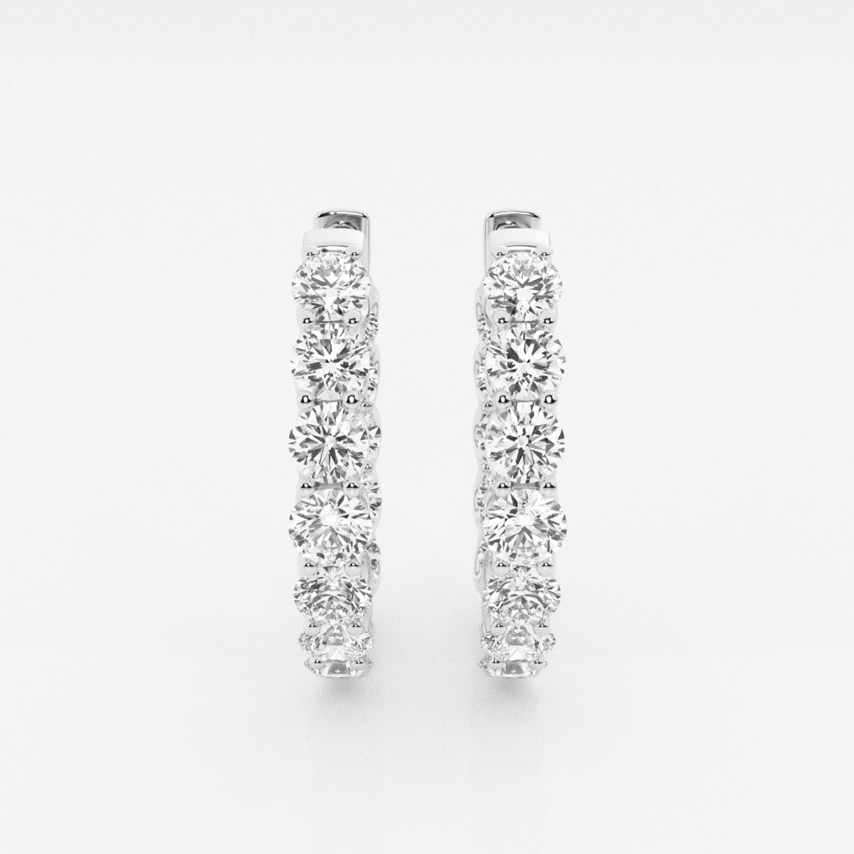 Clara - Timeless Oval Design Earrings