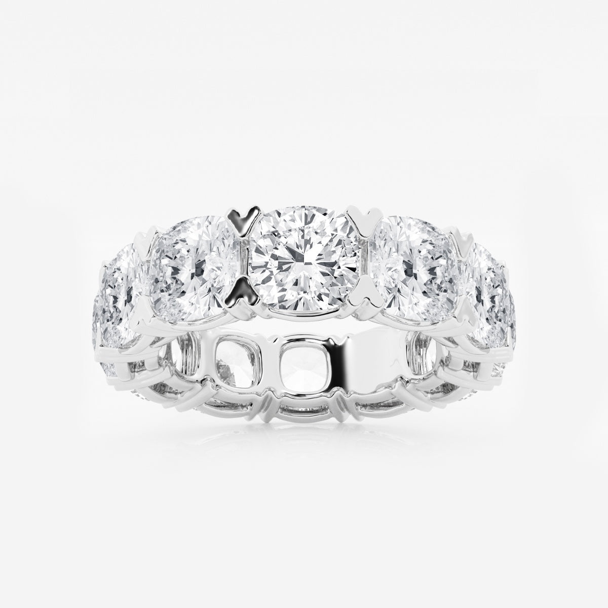 Evangeline - Bold V-Prong Design Wedding Ring