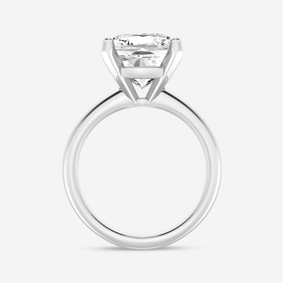 Isabella - Classic Solitaire Engagement Ring