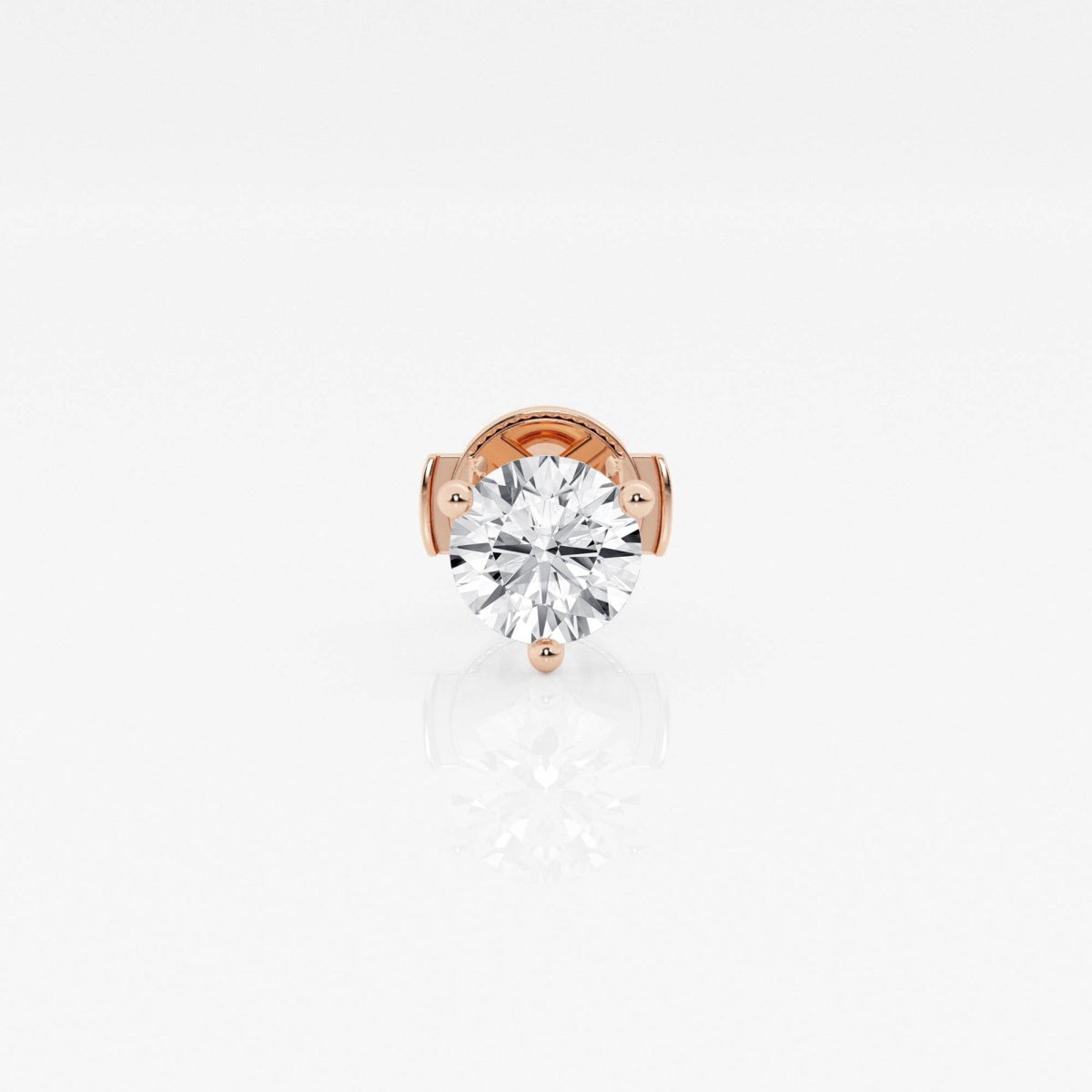 Lara - Radiant Three-Prong Style Earrings