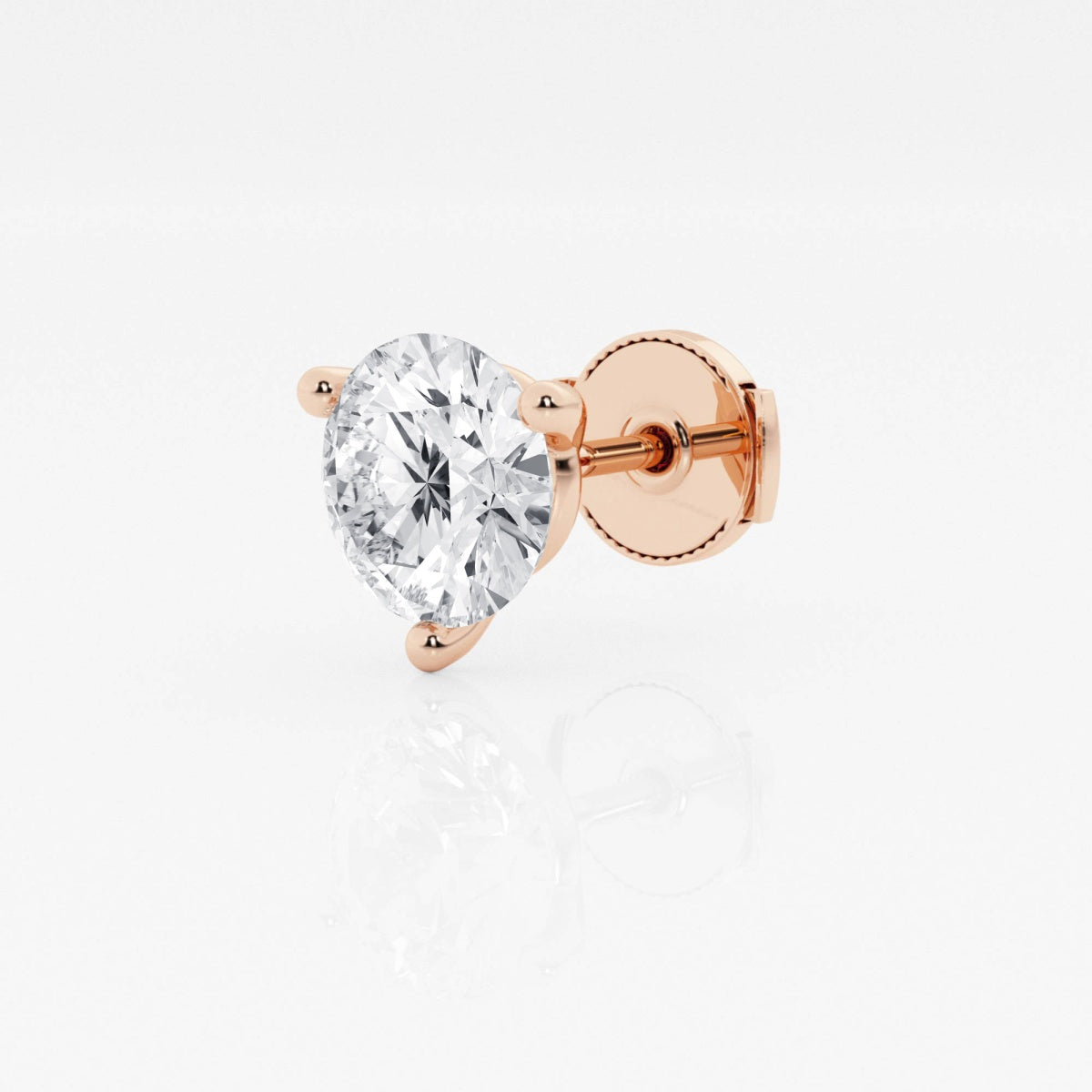 Lara - Radiant Three-Prong Style Earrings